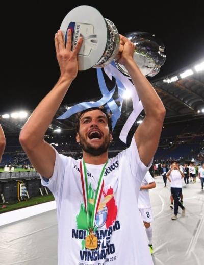  拉齐奥补时绝杀佛罗伦萨，因莫比莱点射定乾坤